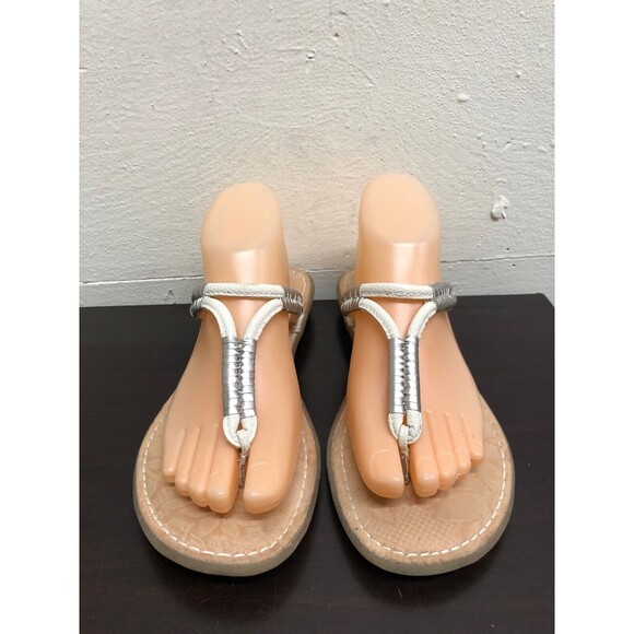 BOC Born Concept Thong Flat Sandal slip on white strap man made upper Women 7/38 - Picture 2 of 12